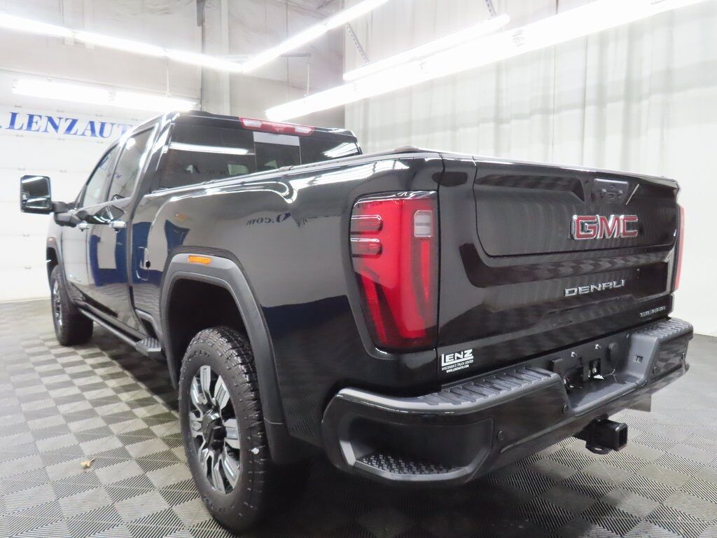 2025 GMC Sierra 2500HD 4x4 Crew Cab Denali Fond du Lac WI 2025 GMC Sierra 2500HD 4x4 Crew Cab Denali Fond du Lac WI