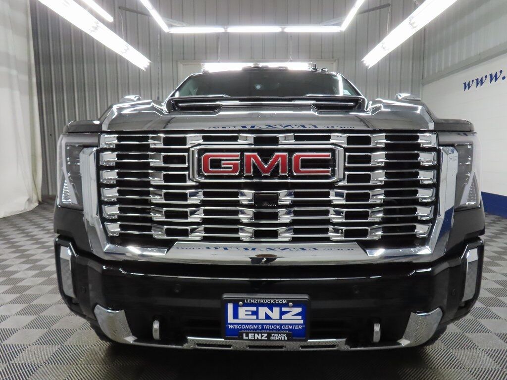 2025 GMC Sierra 2500HD 4x4 Crew Cab Denali Fond du Lac WI 2025 GMC Sierra 2500HD 4x4 Crew Cab Denali Fond du Lac WI