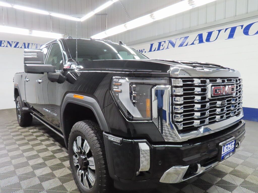 2025 GMC Sierra 2500HD 4x4 Crew Cab Denali Fond du Lac WI 2025 GMC Sierra 2500HD 4x4 Crew Cab Denali Fond du Lac WI