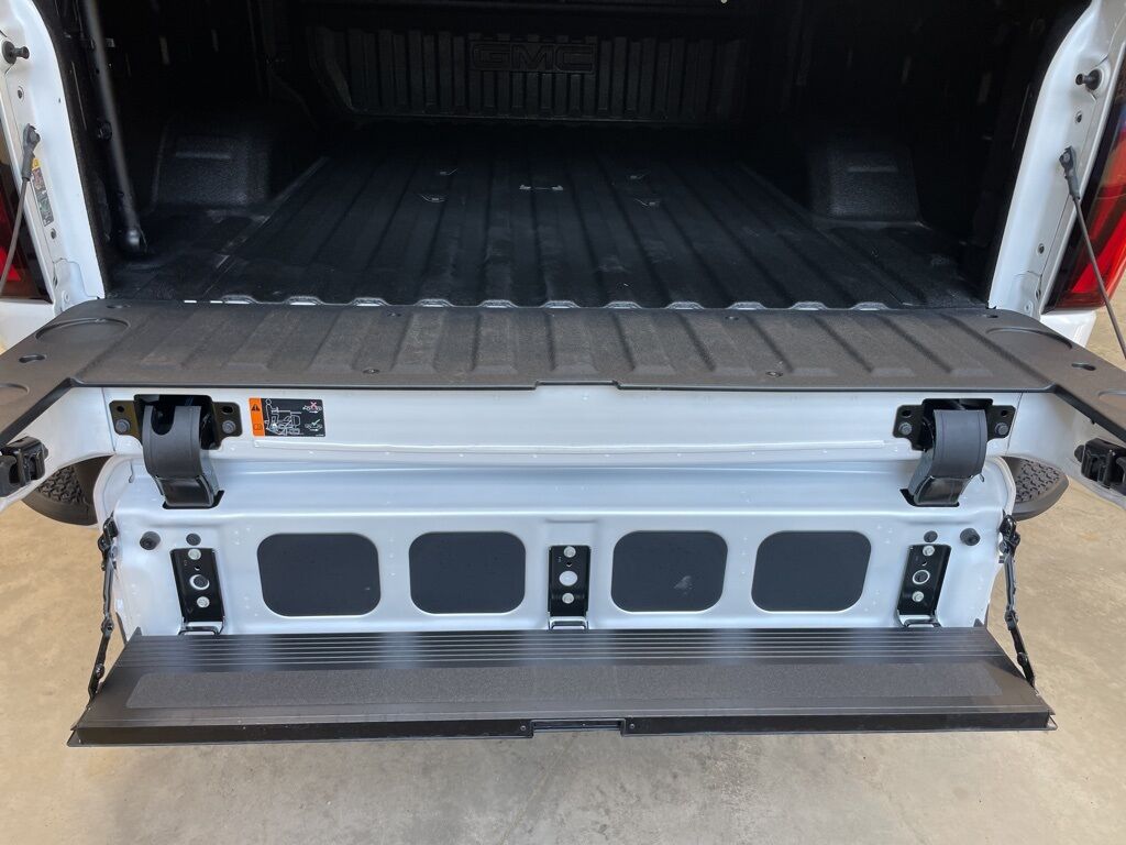 2025 GMC Sierra 2500HD 4x4 Crew Cab Denali Minocqua WI 2025 GMC Sierra 2500HD 4x4 Crew Cab Denali Minocqua WI