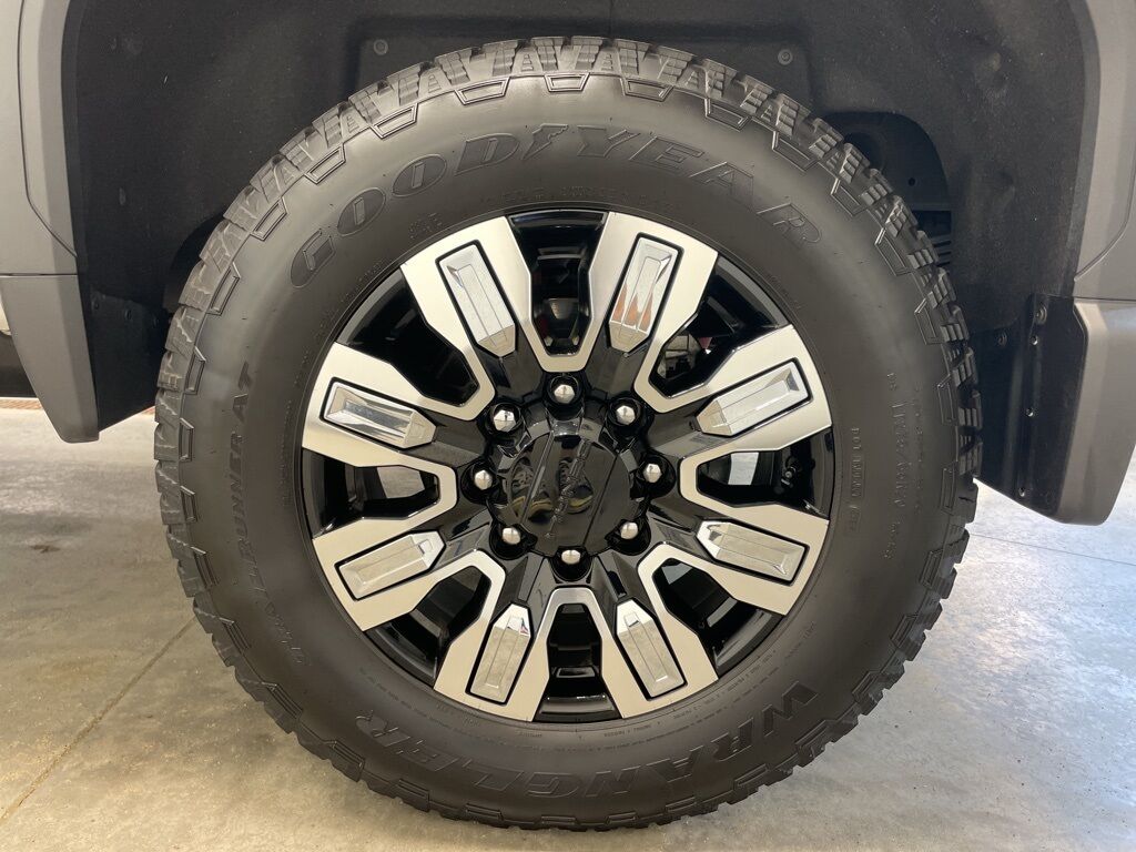 2025 GMC Sierra 2500HD 4x4 Crew Cab Denali Minocqua WI 2025 GMC Sierra 2500HD 4x4 Crew Cab Denali Minocqua WI