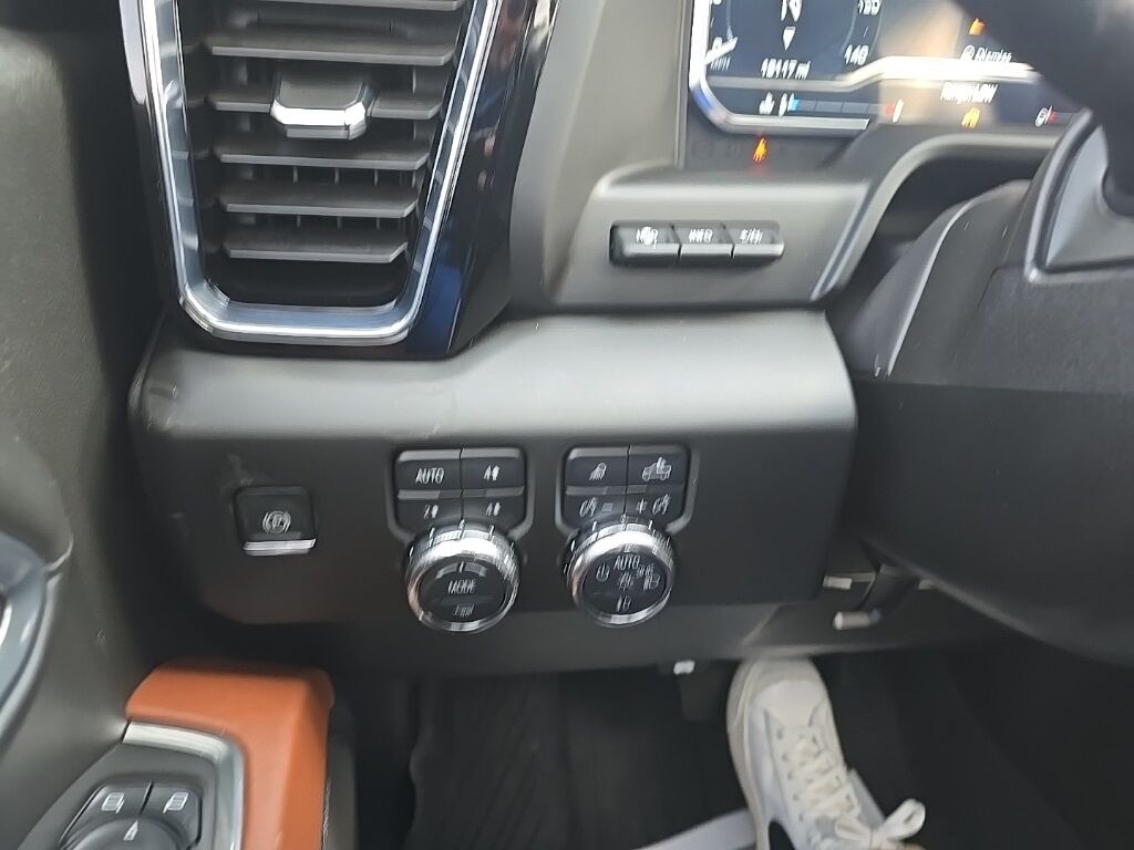 2025 GMC Sierra 2500HD 4x4 Crew Cab Denali Ultimate Fond du Lac WI 2025 GMC Sierra 2500HD 4x4 Crew Cab Denali Ultimate Fond du Lac WI