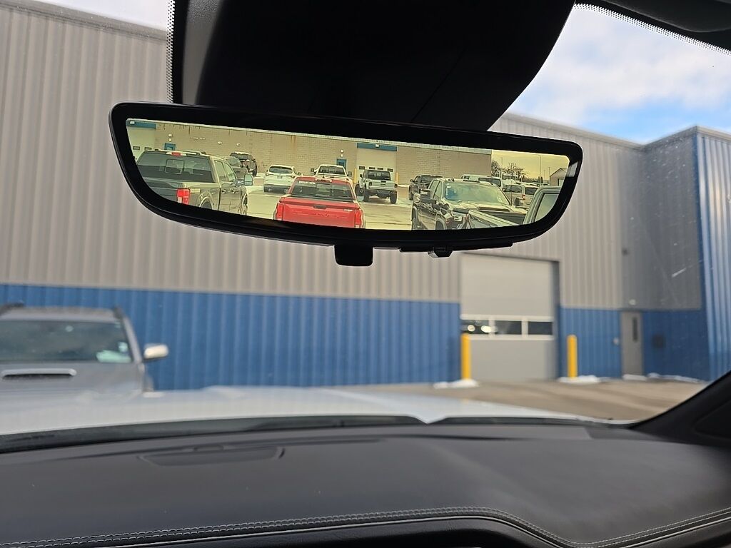 2025 GMC Sierra 2500HD 4x4 Crew Cab Denali Ultimate Fond du Lac WI 2025 GMC Sierra 2500HD 4x4 Crew Cab Denali Ultimate Fond du Lac WI