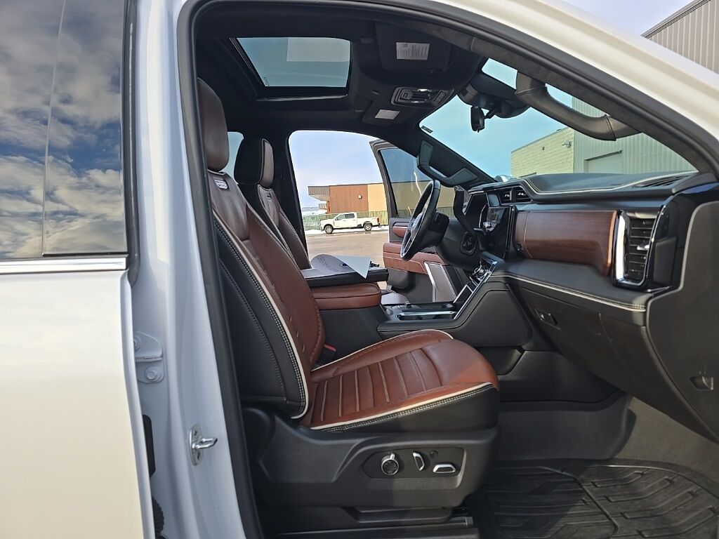 2025 GMC Sierra 2500HD 4x4 Crew Cab Denali Ultimate Fond du Lac WI 2025 GMC Sierra 2500HD 4x4 Crew Cab Denali Ultimate Fond du Lac WI