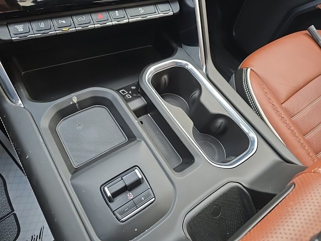 2025 GMC Sierra 2500HD 4x4 Crew Cab Denali Ultimate Fond du Lac WI 2025 GMC Sierra 2500HD 4x4 Crew Cab Denali Ultimate Fond du Lac WI