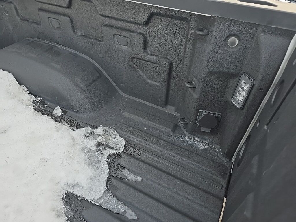 2025 GMC Sierra 2500HD 4x4 Crew Cab Denali Ultimate Fond du Lac WI 2025 GMC Sierra 2500HD 4x4 Crew Cab Denali Ultimate Fond du Lac WI