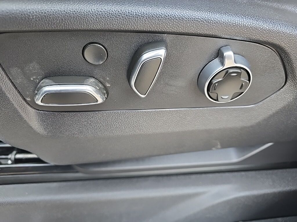 2025 GMC Sierra 2500HD 4x4 Crew Cab Denali Ultimate Fond du Lac WI 2025 GMC Sierra 2500HD 4x4 Crew Cab Denali Ultimate Fond du Lac WI