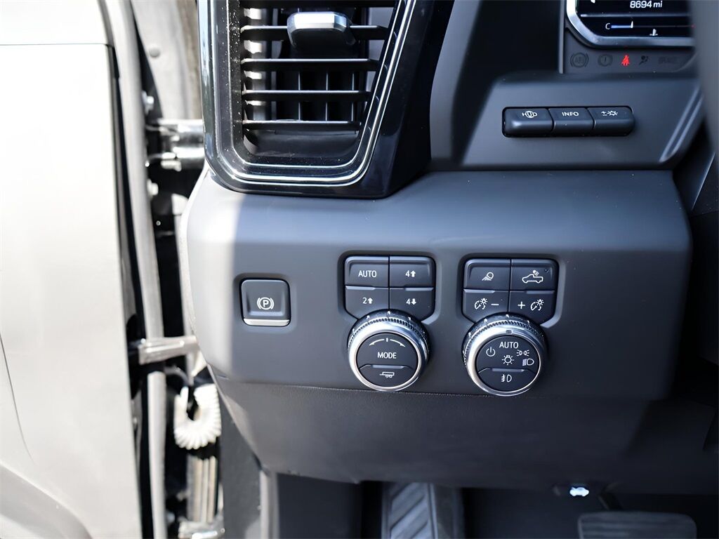 2025 GMC Sierra 2500HD AT4 San Clemente CA