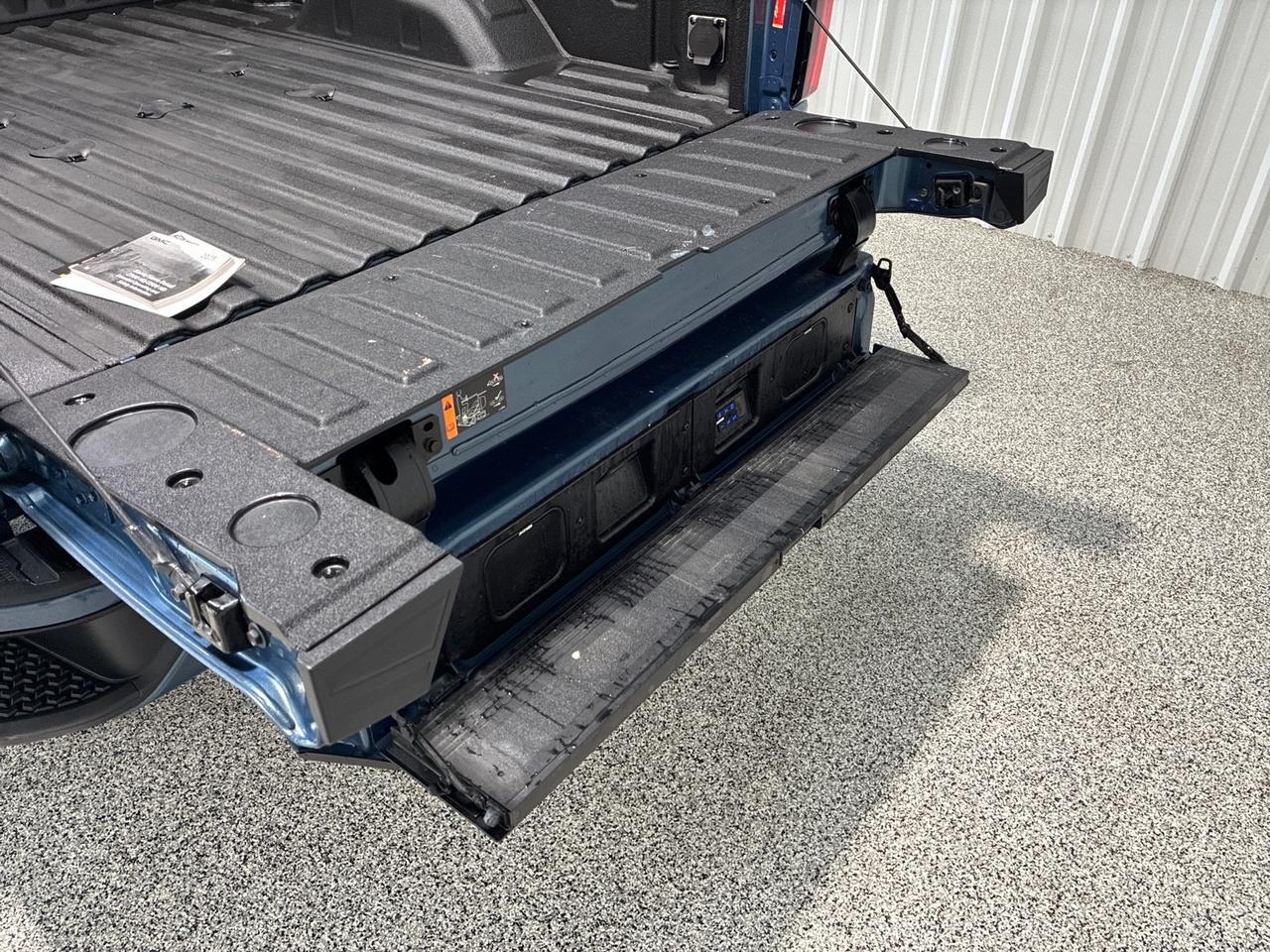 2025 GMC Sierra 2500HD Denali Ultimate, 9k Miles, Mac Tow, Illuminated Door Sills, Tailgate Step Lights, Puddle Lamps Houston TX 2025 GMC Sierra 2500HD Denali Ultimate, 9k Miles, Mac Tow, Illuminated Door Sills, Tailgate Step Lights, Puddle Lamps Houston TX