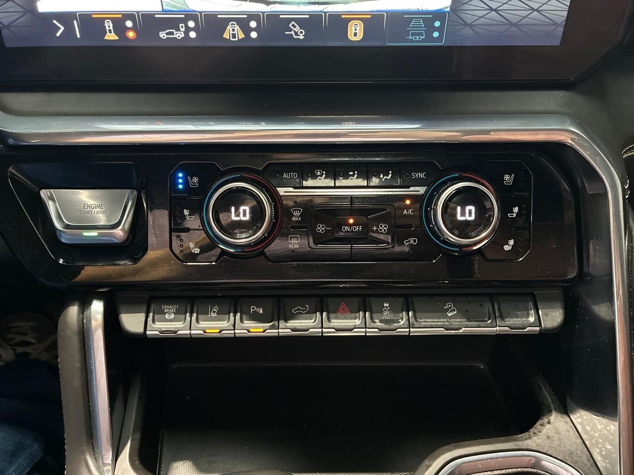 2025 GMC Sierra 2500HD Denali Ultimate, 9k Miles, Mac Tow, Illuminated Door Sills, Tailgate Step Lights, Puddle Lamps Houston TX 2025 GMC Sierra 2500HD Denali Ultimate, 9k Miles, Mac Tow, Illuminated Door Sills, Tailgate Step Lights, Puddle Lamps Houston TX