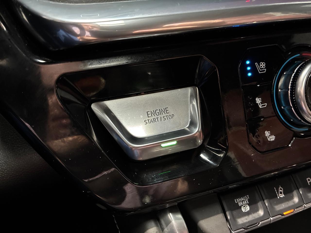 2025 GMC Sierra 2500HD Denali Ultimate, 9k Miles, Mac Tow, Illuminated Door Sills, Tailgate Step Lights, Puddle Lamps Houston TX 2025 GMC Sierra 2500HD Denali Ultimate, 9k Miles, Mac Tow, Illuminated Door Sills, Tailgate Step Lights, Puddle Lamps Houston TX