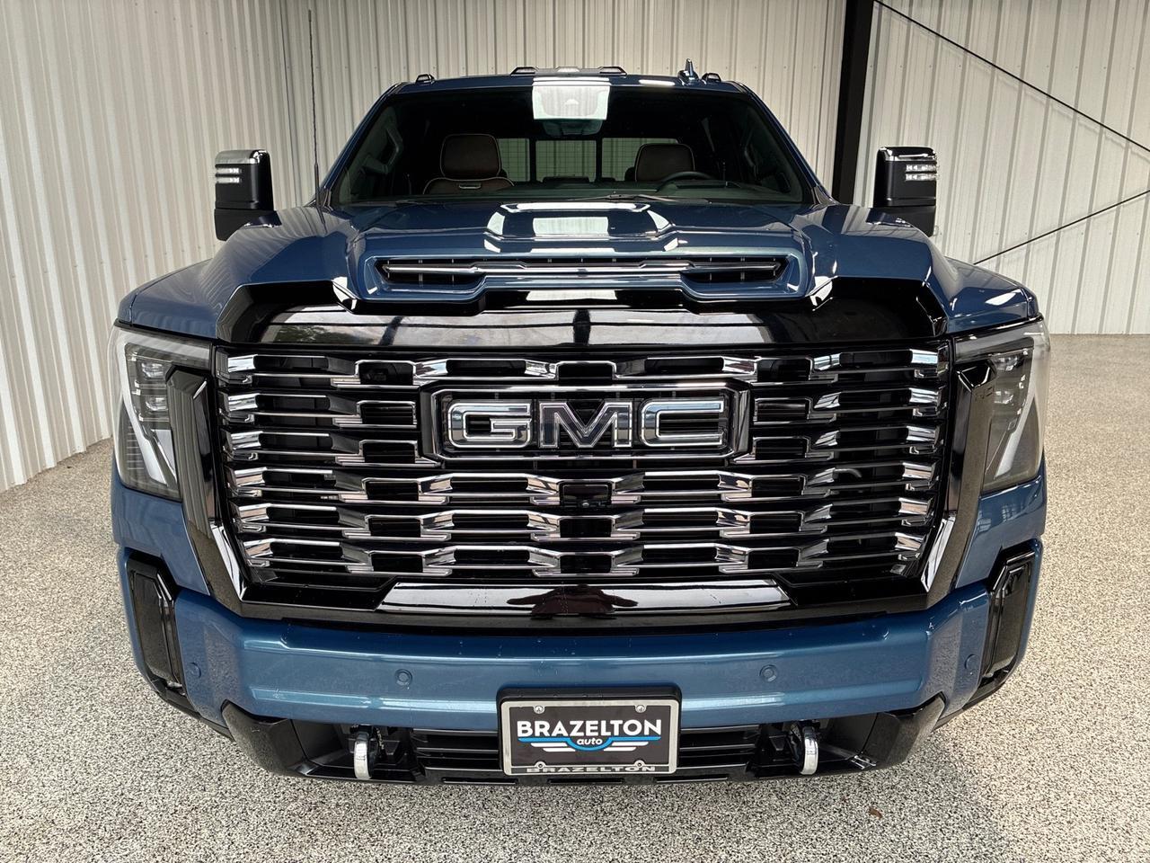 2025 GMC Sierra 2500HD Denali Ultimate, 9k Miles, Mac Tow, Illuminated Door Sills, Tailgate Step Lights, Puddle Lamps Houston TX 2025 GMC Sierra 2500HD Denali Ultimate, 9k Miles, Mac Tow, Illuminated Door Sills, Tailgate Step Lights, Puddle Lamps Houston TX