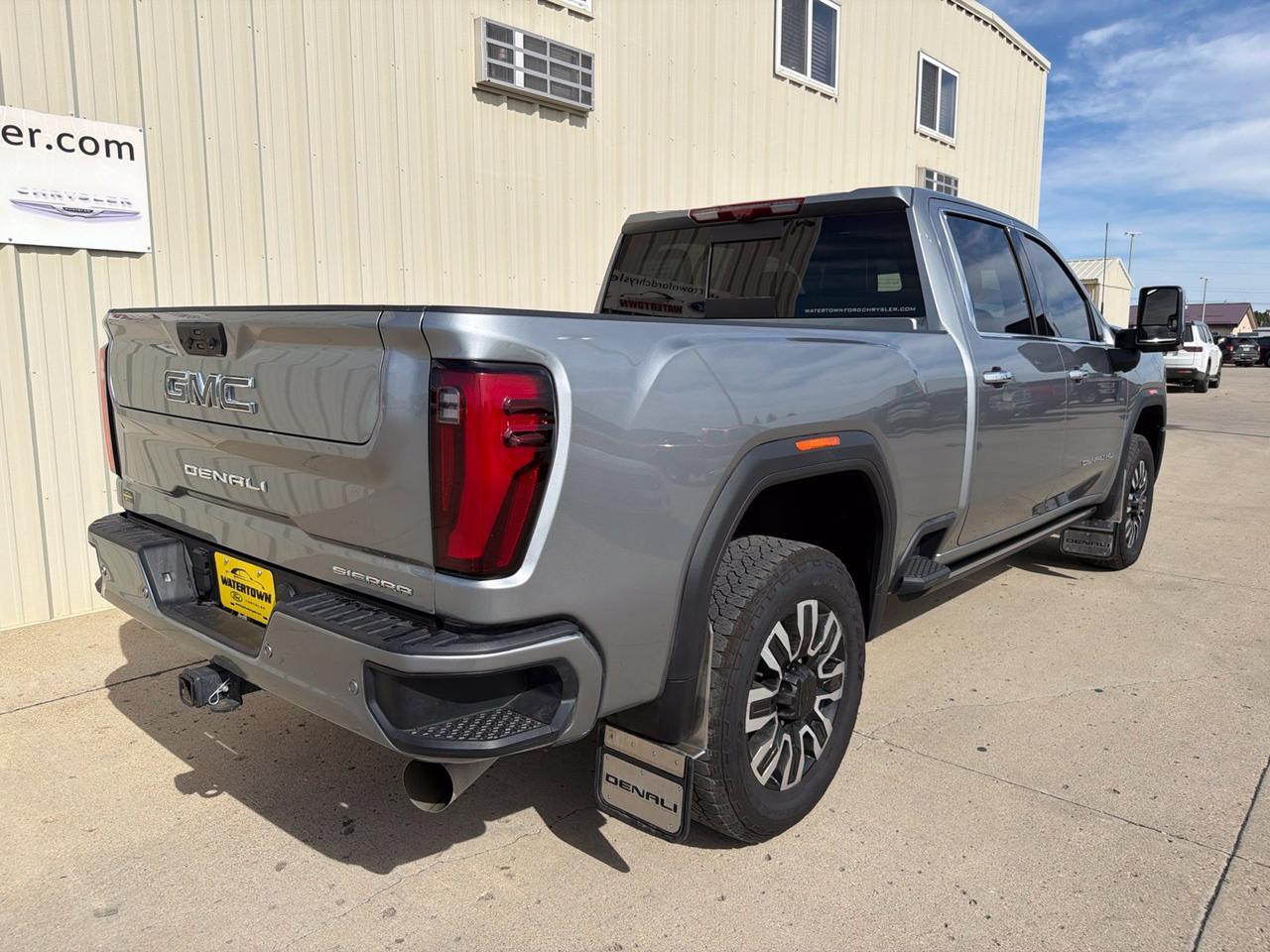 2025 GMC Sierra 2500HD Denali Ultimate Watertown SD 2025 GMC Sierra 2500HD Denali Ultimate Watertown SD