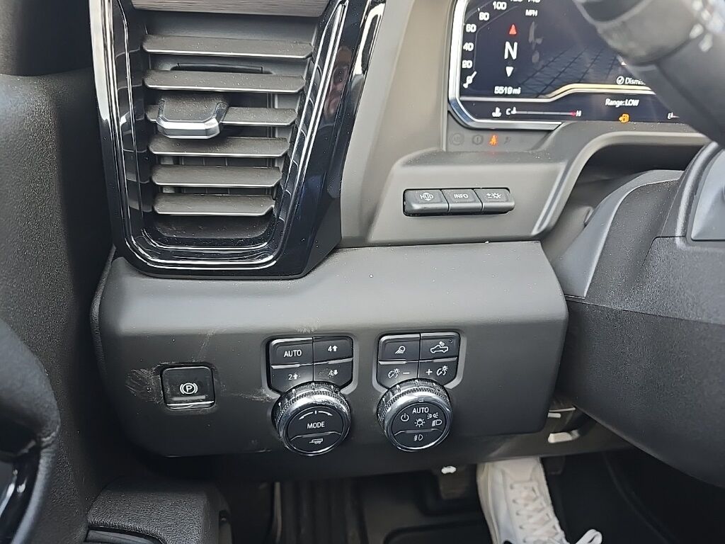 2025 GMC Sierra 3500HD 4x4 Crew Cab AT4 SRW Fond du Lac WI 2025 GMC Sierra 3500HD 4x4 Crew Cab AT4 SRW Fond du Lac WI