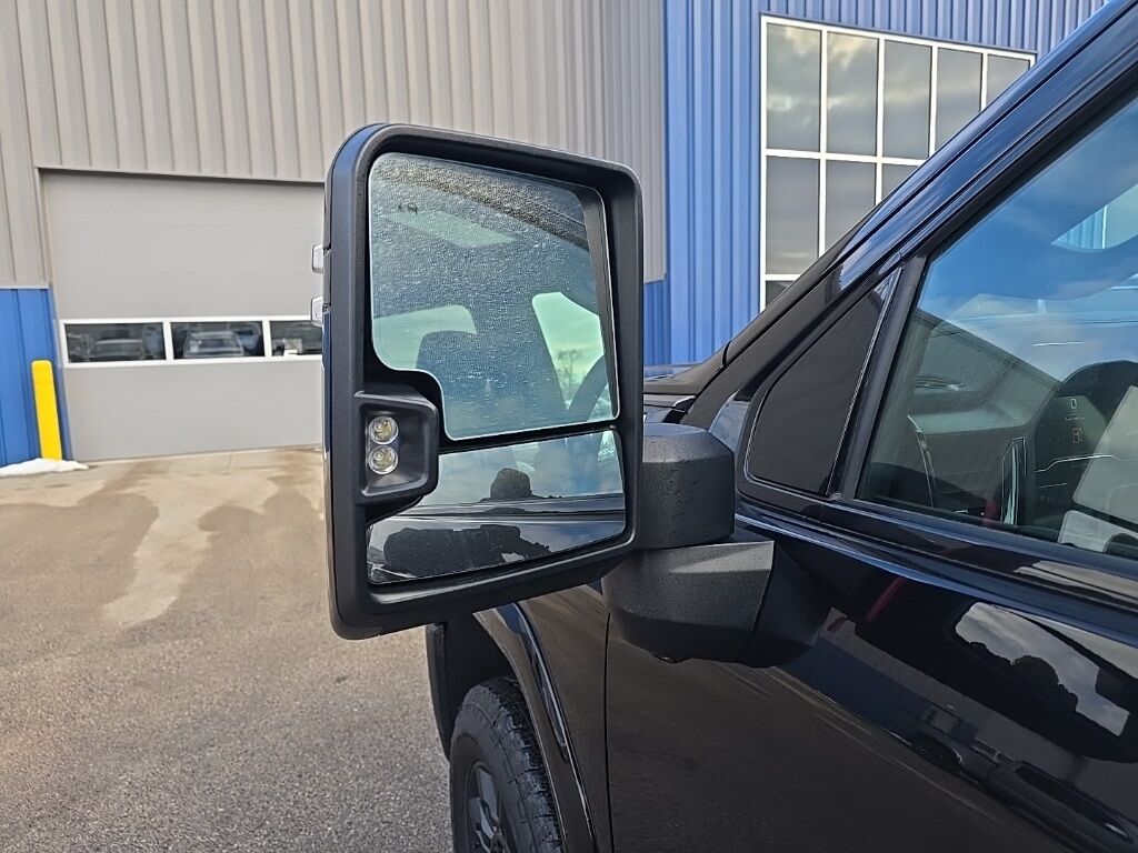 2025 GMC Sierra 3500HD 4x4 Crew Cab AT4 SRW Fond du Lac WI 2025 GMC Sierra 3500HD 4x4 Crew Cab AT4 SRW Fond du Lac WI