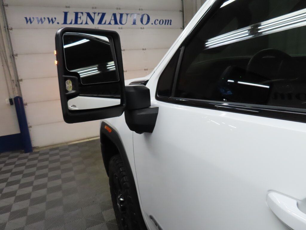 2025 GMC Sierra 3500HD 4x4 Crew Cab AT4 SRW Fond du Lac WI 2025 GMC Sierra 3500HD 4x4 Crew Cab AT4 SRW Fond du Lac WI