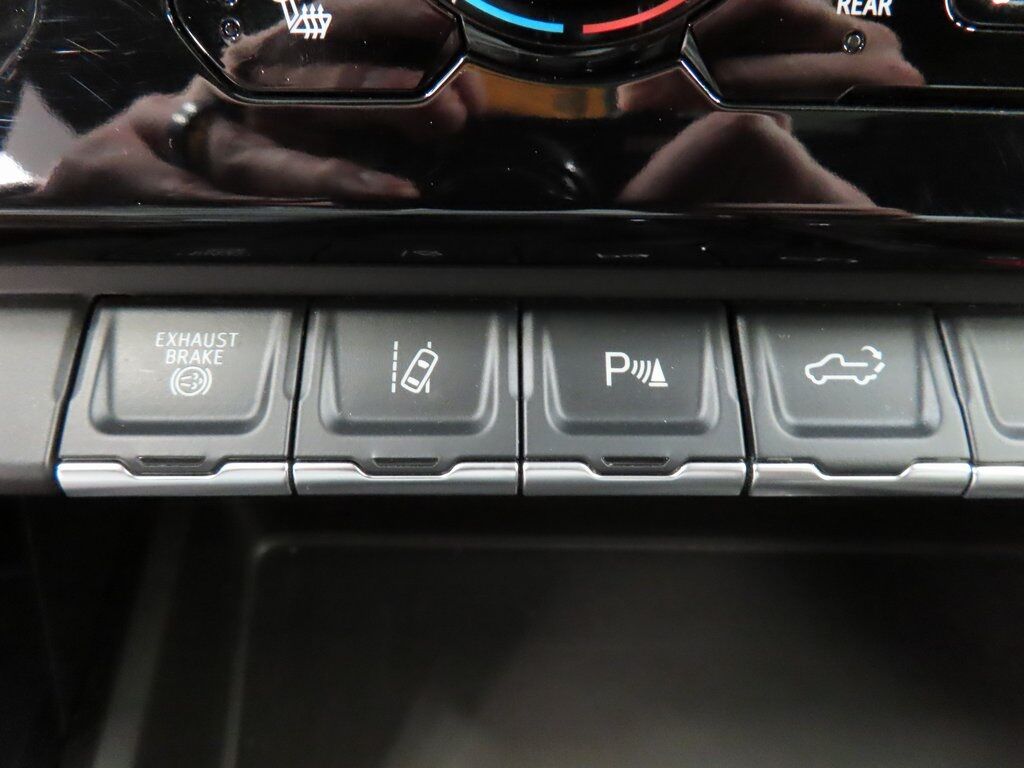 2025 GMC Sierra 3500HD 4x4 Crew Cab AT4 SRW Fond du Lac WI 2025 GMC Sierra 3500HD 4x4 Crew Cab AT4 SRW Fond du Lac WI