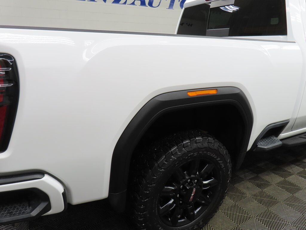 2025 GMC Sierra 3500HD 4x4 Crew Cab AT4 SRW Fond du Lac WI 2025 GMC Sierra 3500HD 4x4 Crew Cab AT4 SRW Fond du Lac WI