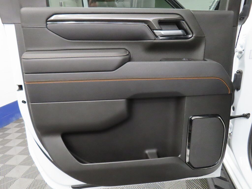 2025 GMC Sierra 3500HD 4x4 Crew Cab AT4 SRW Fond du Lac WI 2025 GMC Sierra 3500HD 4x4 Crew Cab AT4 SRW Fond du Lac WI