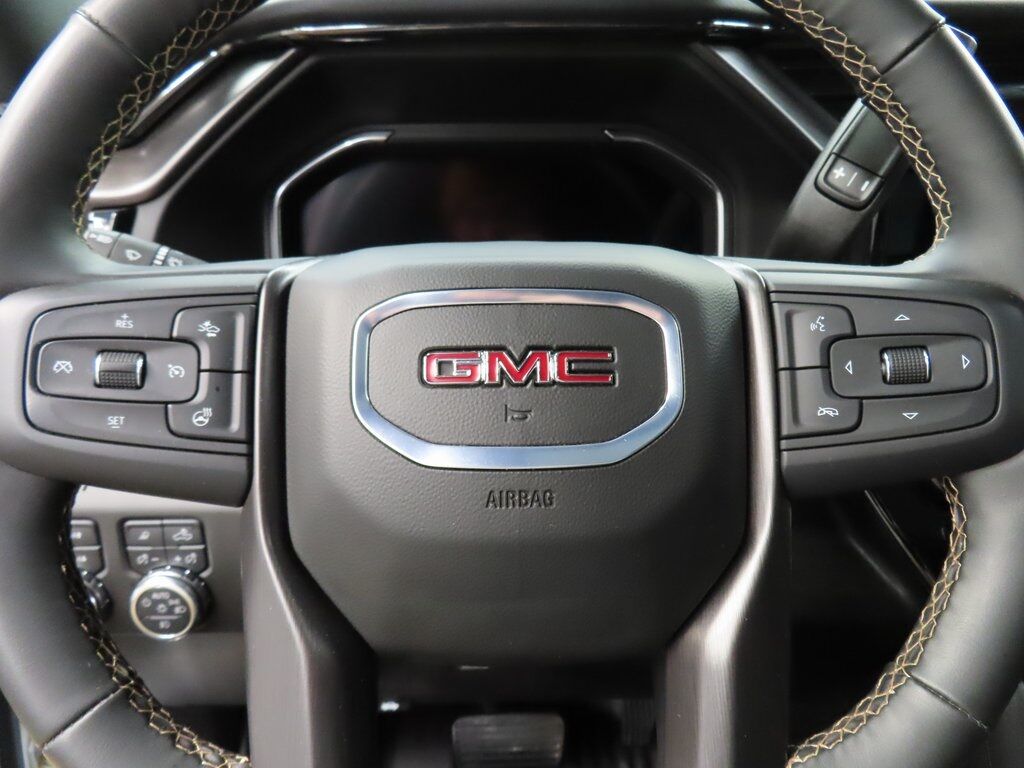 2025 GMC Sierra 3500HD 4x4 Crew Cab AT4 SRW Fond du Lac WI 2025 GMC Sierra 3500HD 4x4 Crew Cab AT4 SRW Fond du Lac WI