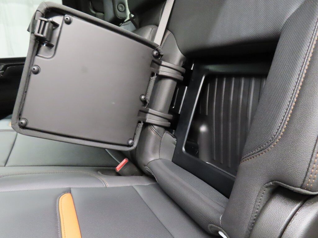 2025 GMC Sierra 3500HD 4x4 Crew Cab AT4 SRW Fond du Lac WI 2025 GMC Sierra 3500HD 4x4 Crew Cab AT4 SRW Fond du Lac WI