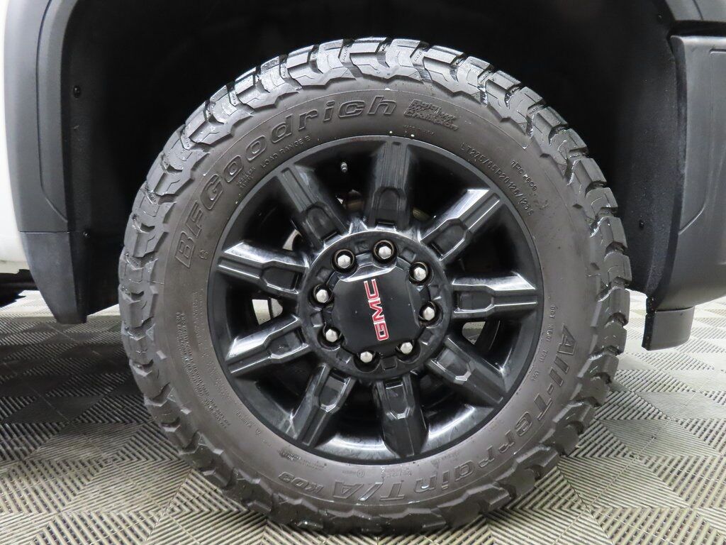 2025 GMC Sierra 3500HD 4x4 Crew Cab AT4 SRW Fond du Lac WI 2025 GMC Sierra 3500HD 4x4 Crew Cab AT4 SRW Fond du Lac WI