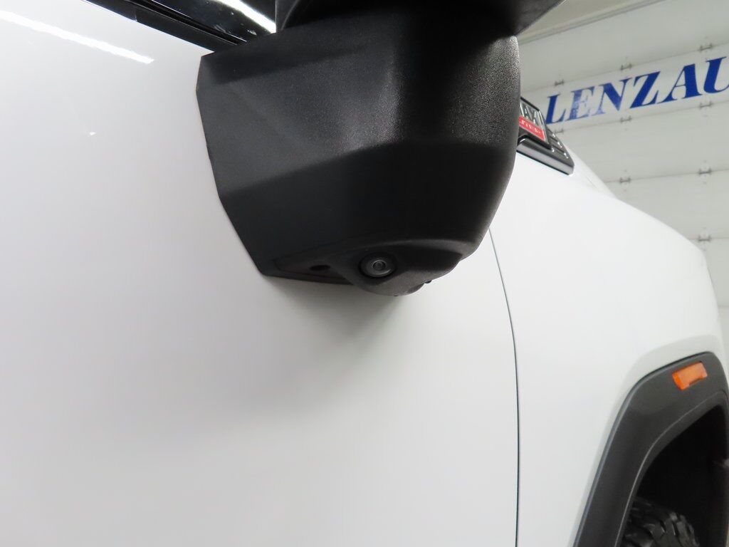 2025 GMC Sierra 3500HD 4x4 Crew Cab AT4 SRW Fond du Lac WI 2025 GMC Sierra 3500HD 4x4 Crew Cab AT4 SRW Fond du Lac WI