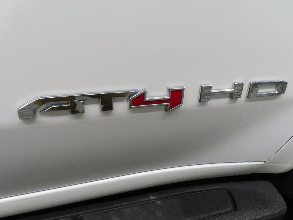 2025 GMC Sierra 3500HD 4x4 Crew Cab AT4 SRW Fond du Lac WI 2025 GMC Sierra 3500HD 4x4 Crew Cab AT4 SRW Fond du Lac WI