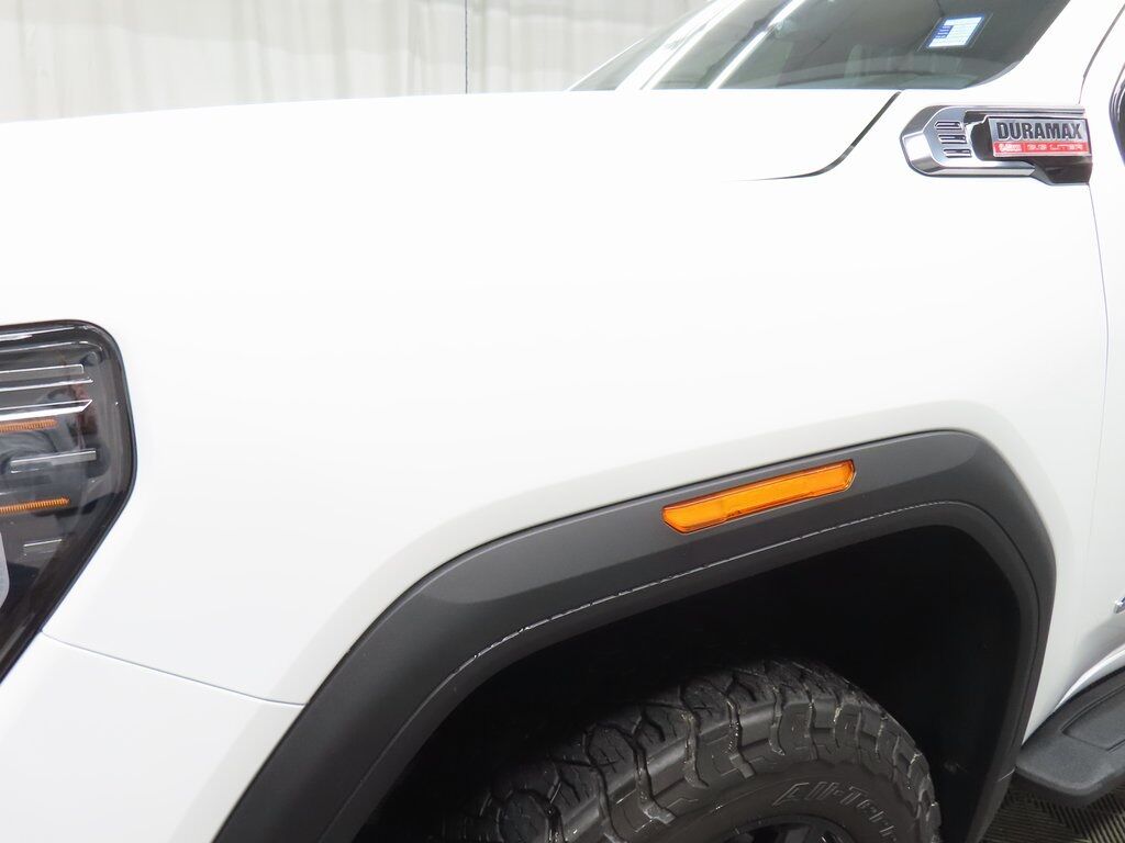 2025 GMC Sierra 3500HD 4x4 Crew Cab AT4 SRW Fond du Lac WI 2025 GMC Sierra 3500HD 4x4 Crew Cab AT4 SRW Fond du Lac WI