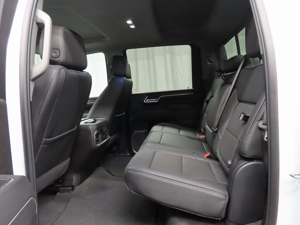 2025 GMC Sierra 3500HD 4x4 Crew Cab Denali DRW Fond du Lac WI 2025 GMC Sierra 3500HD 4x4 Crew Cab Denali DRW Fond du Lac WI