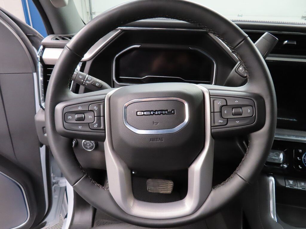 2025 GMC Sierra 3500HD 4x4 Crew Cab Denali DRW Fond du Lac WI 2025 GMC Sierra 3500HD 4x4 Crew Cab Denali DRW Fond du Lac WI