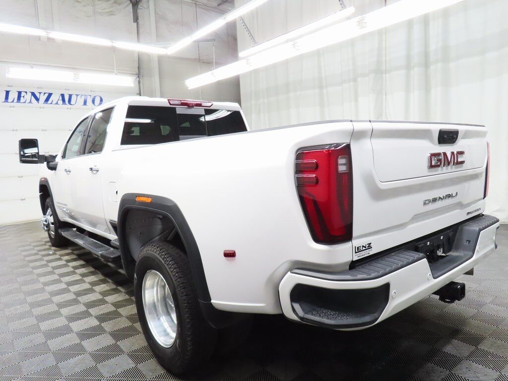 2025 GMC Sierra 3500HD 4x4 Crew Cab Denali DRW Fond du Lac WI 2025 GMC Sierra 3500HD 4x4 Crew Cab Denali DRW Fond du Lac WI
