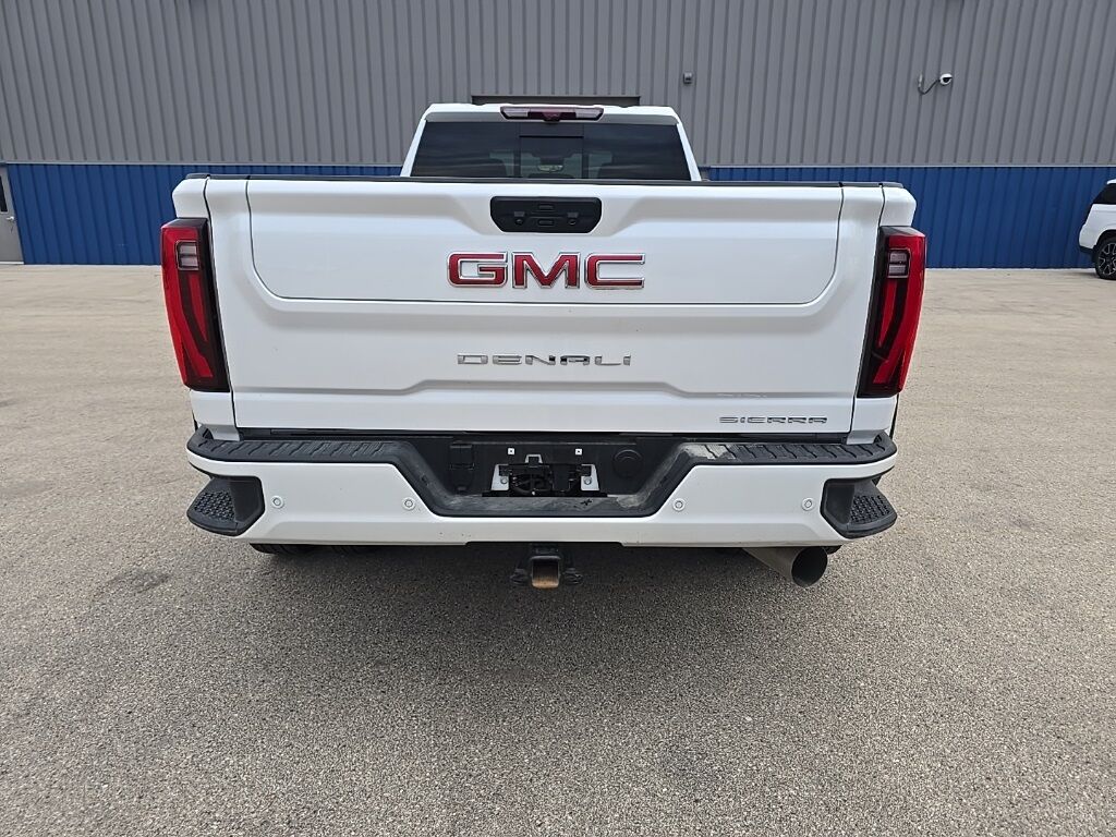 2025 GMC Sierra 3500HD 4x4 Crew Cab Denali DRW Fond du Lac WI