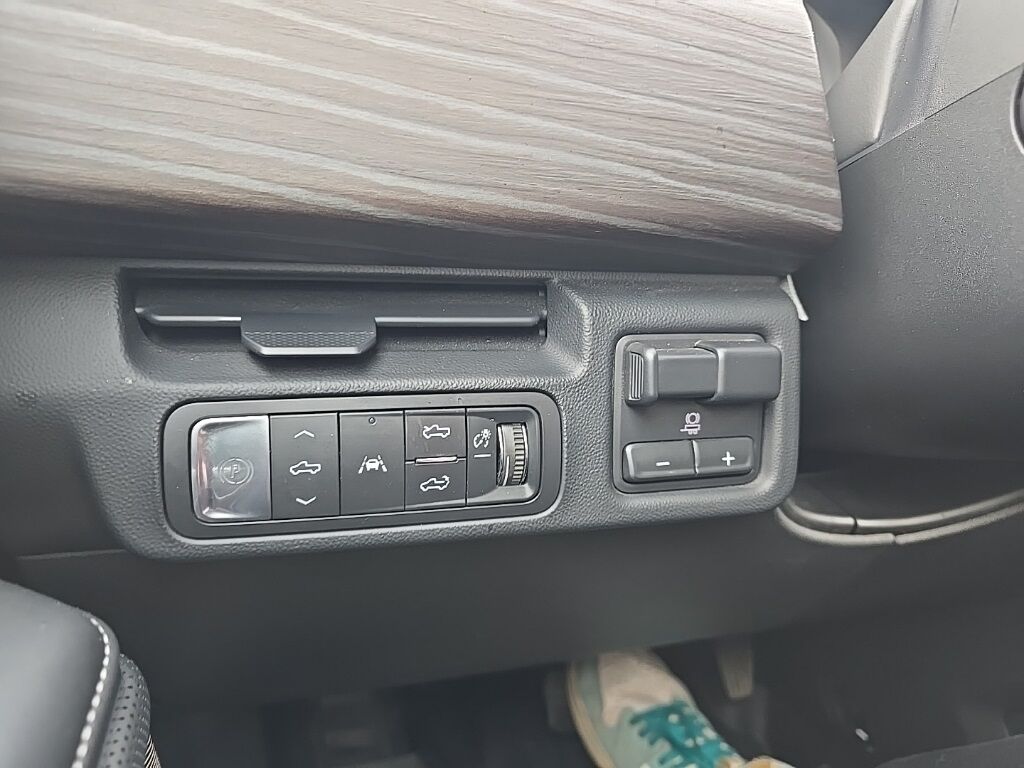 2025 GMC Sierra EV 4x4 Crew Cab Denali Minocqua WI