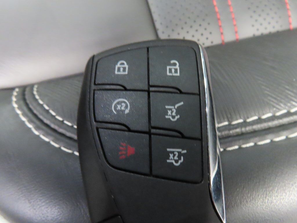 2025 GMC Yukon AT4 Ultimate 4WD Fond du Lac WI 2025 GMC Yukon AT4 Ultimate 4WD Fond du Lac WI