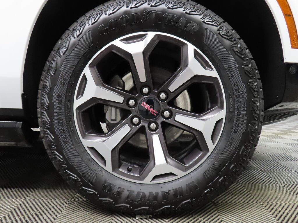 2025 GMC Yukon AT4 Ultimate 4WD Fond du Lac WI 2025 GMC Yukon AT4 Ultimate 4WD Fond du Lac WI