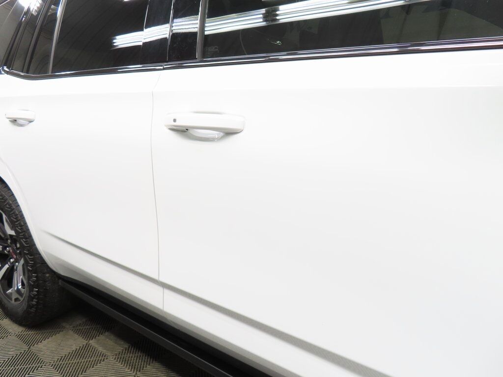 2025 GMC Yukon AT4 Ultimate 4WD Fond du Lac WI 2025 GMC Yukon AT4 Ultimate 4WD Fond du Lac WI