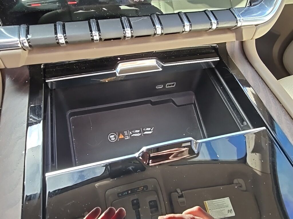 2025 GMC Yukon Denali 4WD 7 Passenger Fond du Lac WI 2025 GMC Yukon Denali 4WD 7 Passenger Fond du Lac WI