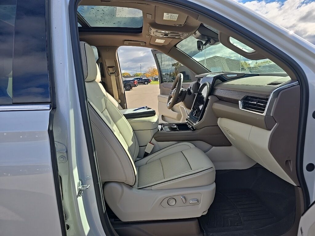 2025 GMC Yukon Denali 4WD 7 Passenger Fond du Lac WI 2025 GMC Yukon Denali 4WD 7 Passenger Fond du Lac WI