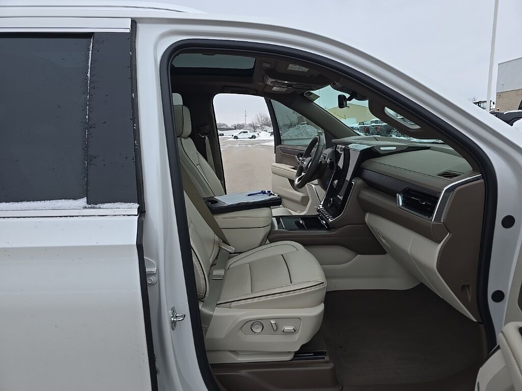 2025 GMC Yukon Denali 4WD Fond du Lac WI 2025 GMC Yukon Denali 4WD Fond du Lac WI