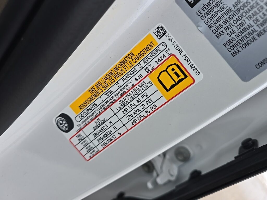 2025 GMC Yukon Denali 4WD Fond du Lac WI 2025 GMC Yukon Denali 4WD Fond du Lac WI