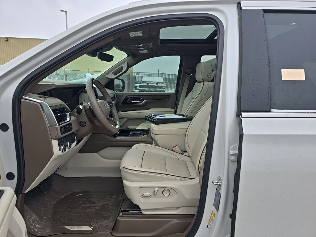 2025 GMC Yukon Denali 4WD Fond du Lac WI 2025 GMC Yukon Denali 4WD Fond du Lac WI