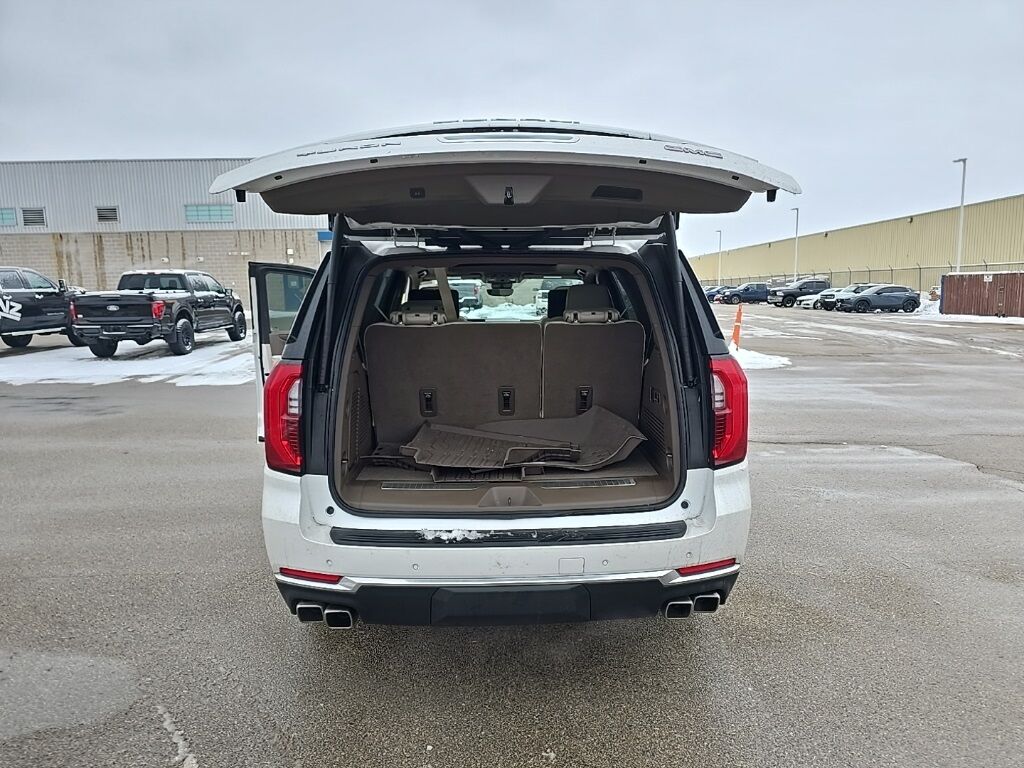 2025 GMC Yukon Denali 4WD Fond du Lac WI 2025 GMC Yukon Denali 4WD Fond du Lac WI