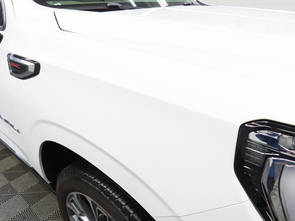 2025 GMC Yukon Denali 4WD Fond du Lac WI 2025 GMC Yukon Denali 4WD Fond du Lac WI