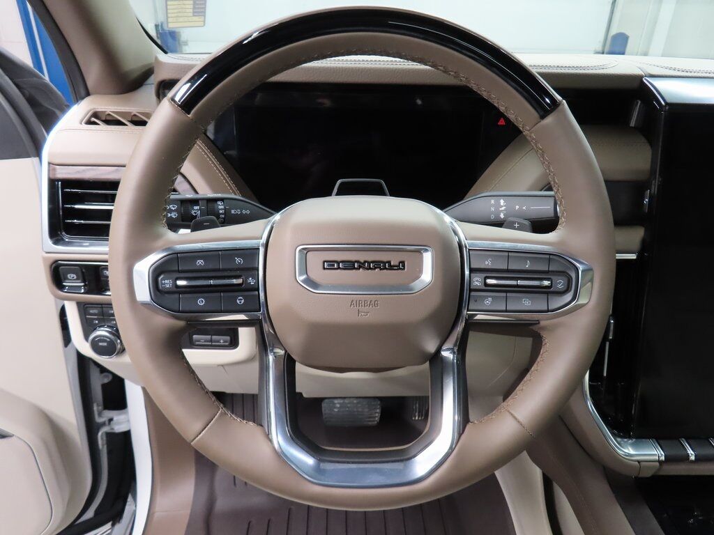 2025 GMC Yukon Denali 4WD Fond du Lac WI 2025 GMC Yukon Denali 4WD Fond du Lac WI