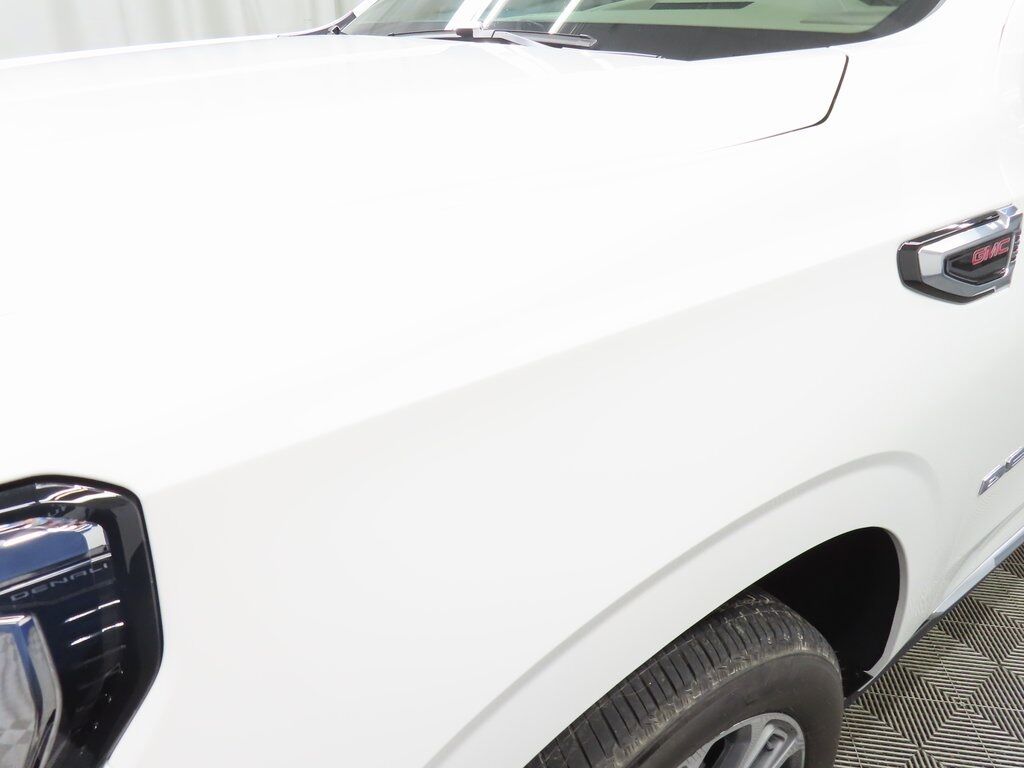 2025 GMC Yukon Denali 4WD Fond du Lac WI 2025 GMC Yukon Denali 4WD Fond du Lac WI