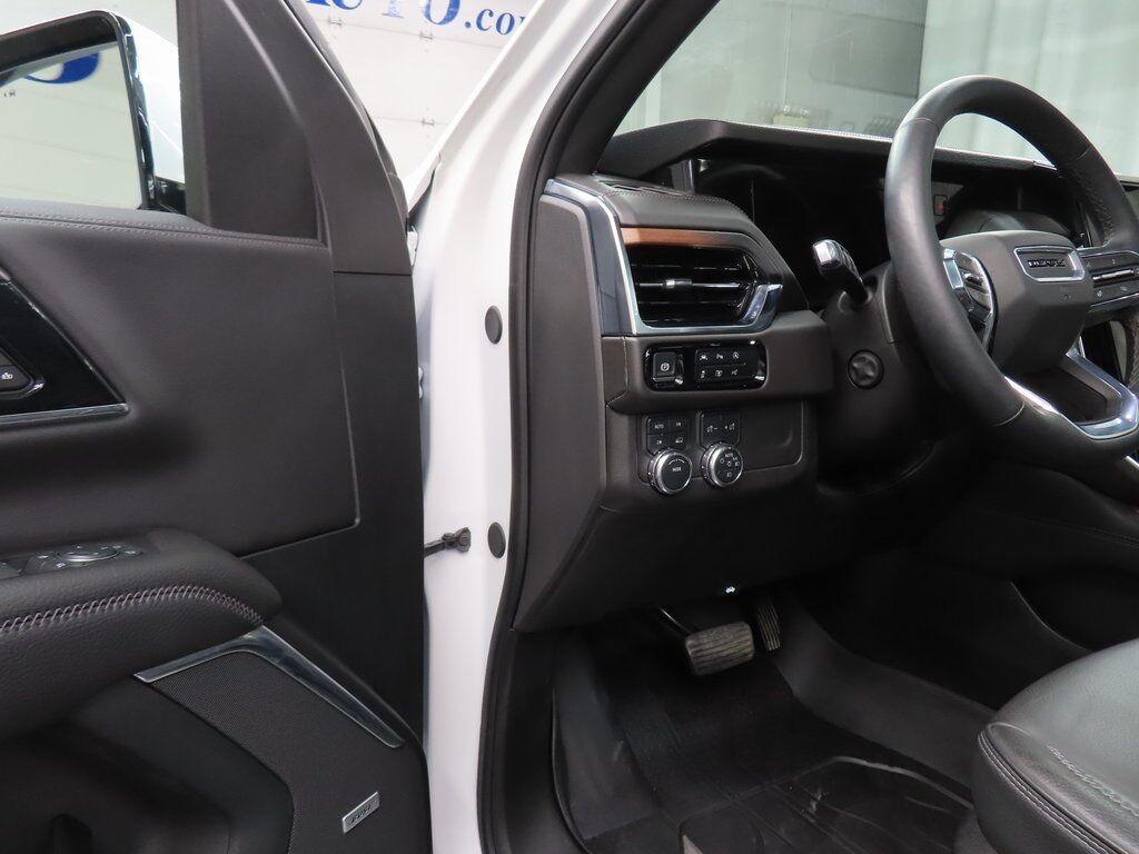 2025 GMC Yukon Denali 4WD Fond du Lac WI 2025 GMC Yukon Denali 4WD Fond du Lac WI