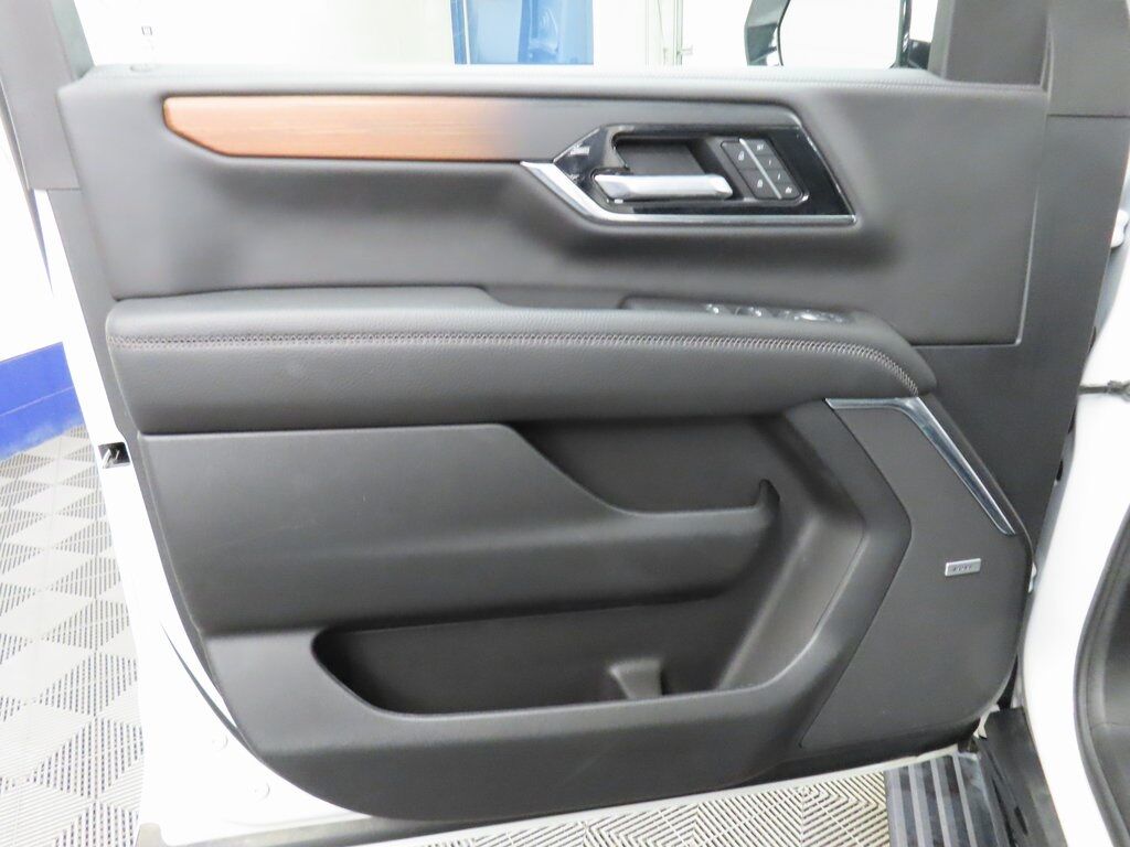 2025 GMC Yukon Denali 4WD Fond du Lac WI 2025 GMC Yukon Denali 4WD Fond du Lac WI