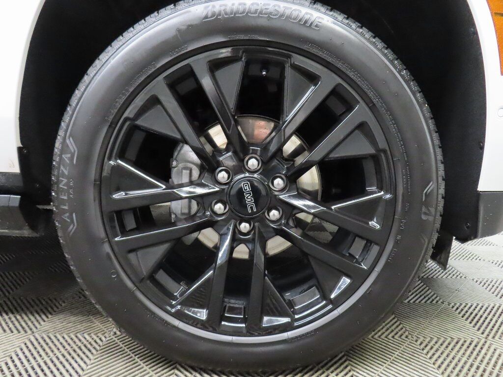 2025 GMC Yukon Denali 4WD Fond du Lac WI 2025 GMC Yukon Denali 4WD Fond du Lac WI