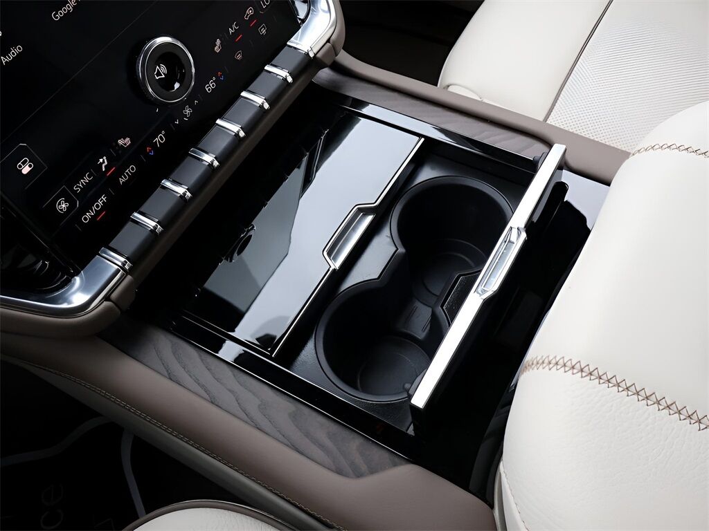 2025 GMC Yukon Denali San Clemente CA